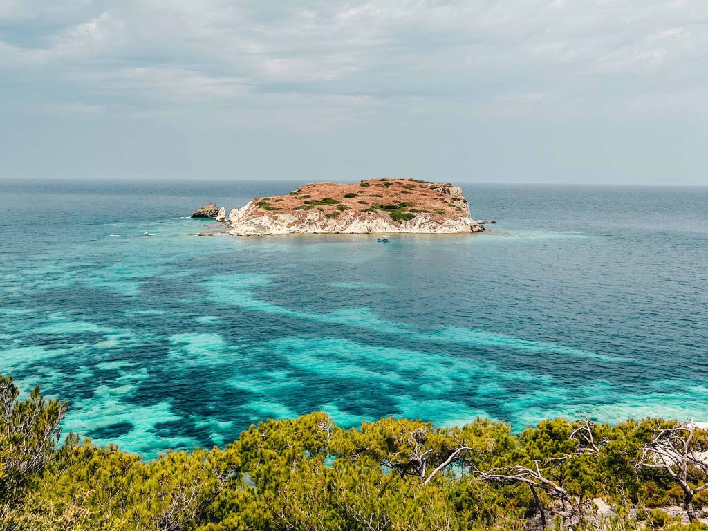 izmir'in en güzel koyları listesinde Mersinaki koyu fotoğrafı