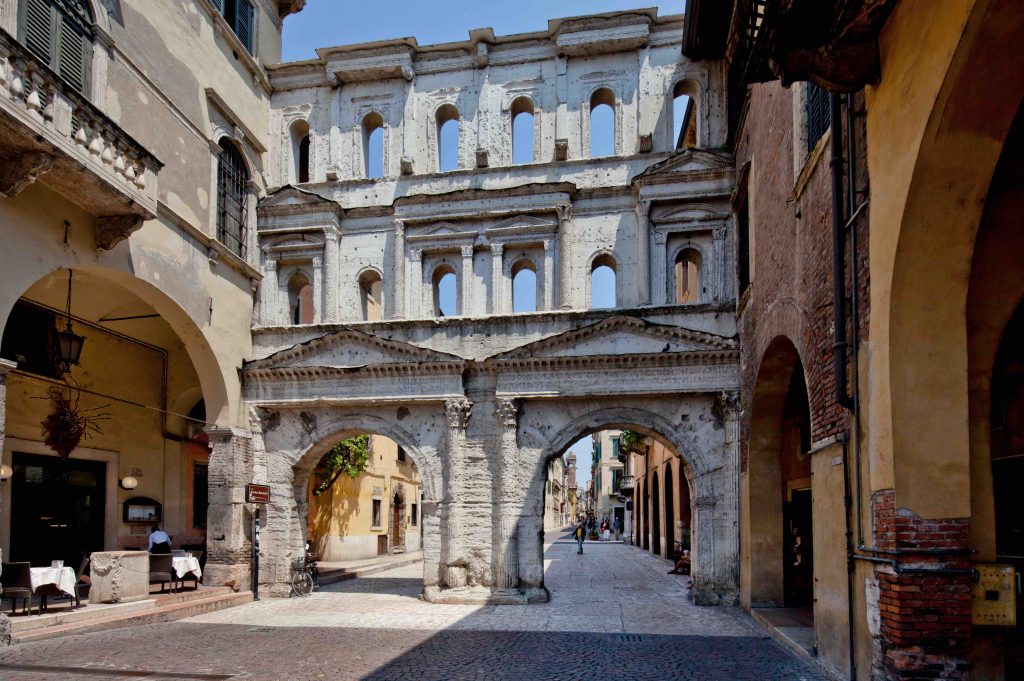 Borsari Kapısı Verona